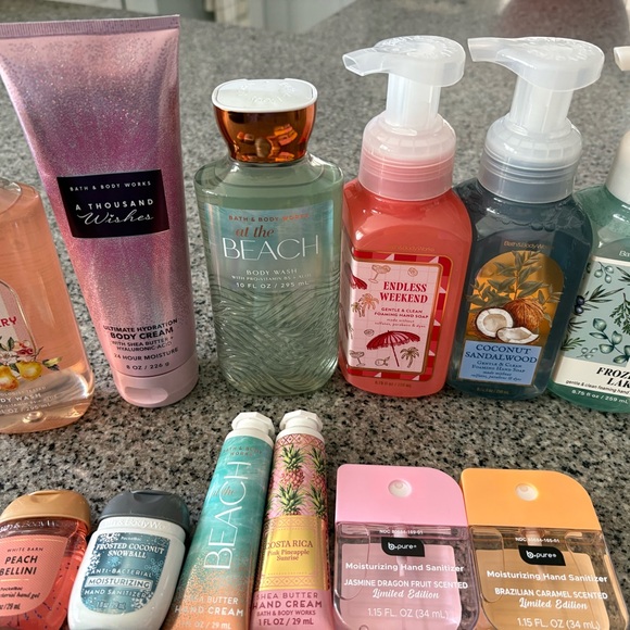 Bath & Body Works Bundle - Picture 3 of 3